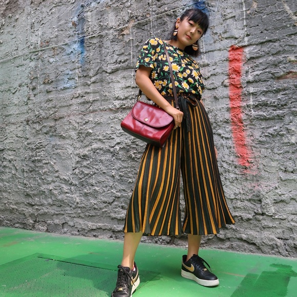 Pleated wide leg pants - Picture 3 of 7